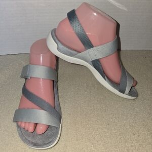 Merrell Women's District 3 Strap Web Monument Sandals size 7